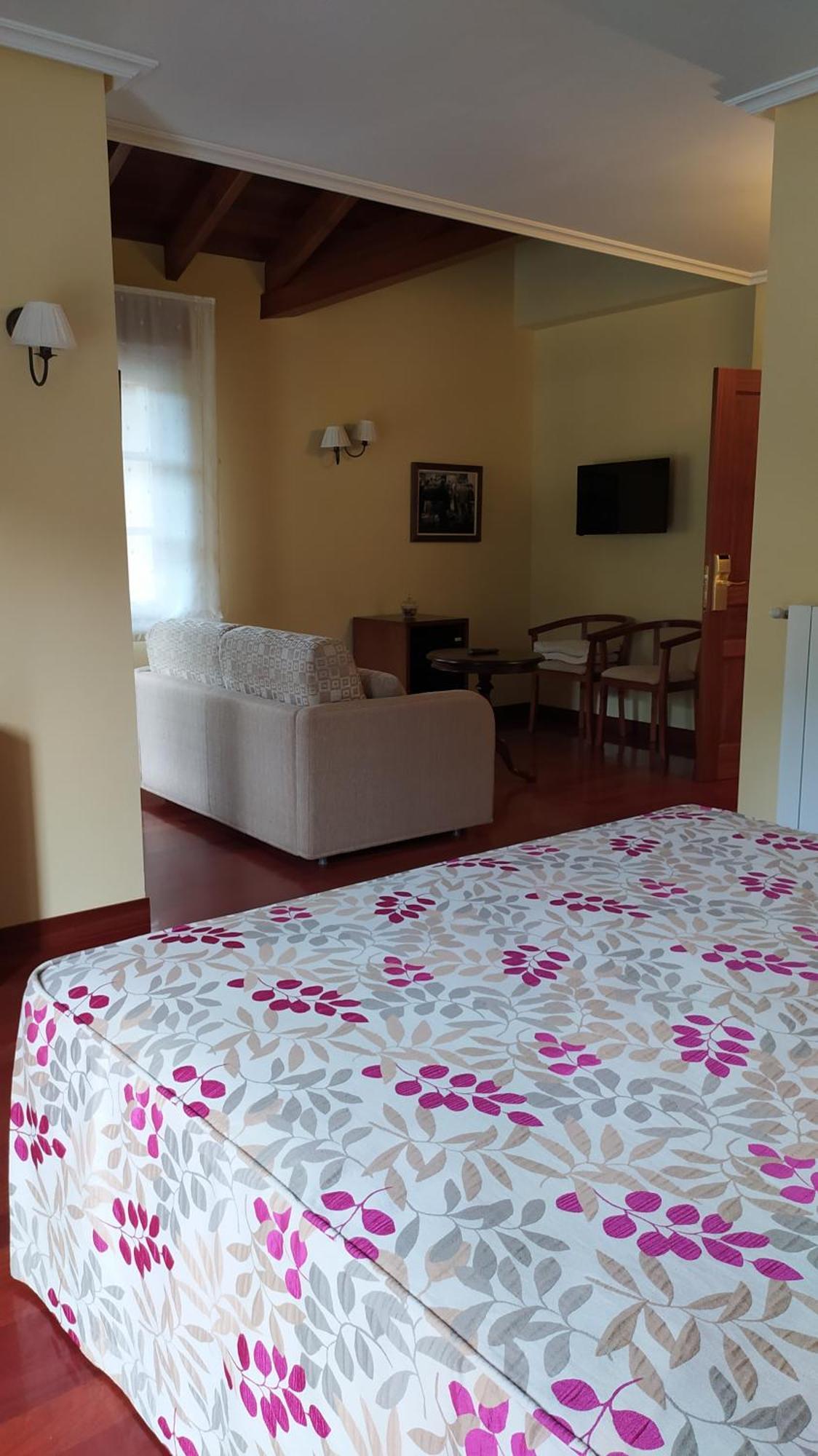 Hotel Valle Las Luinas Soto de Luiña Cameră foto