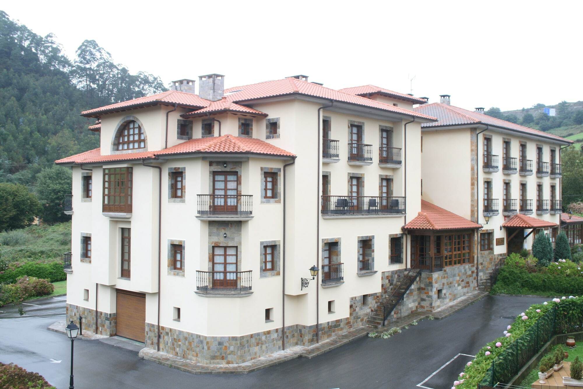 Hotel Valle Las Luinas Soto de Luiña Exterior foto
